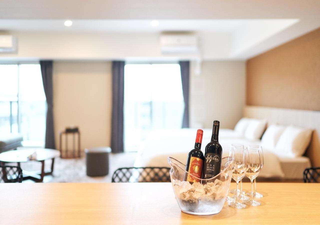 Stayat Shinsaibashi East - Concept * Ōsaka